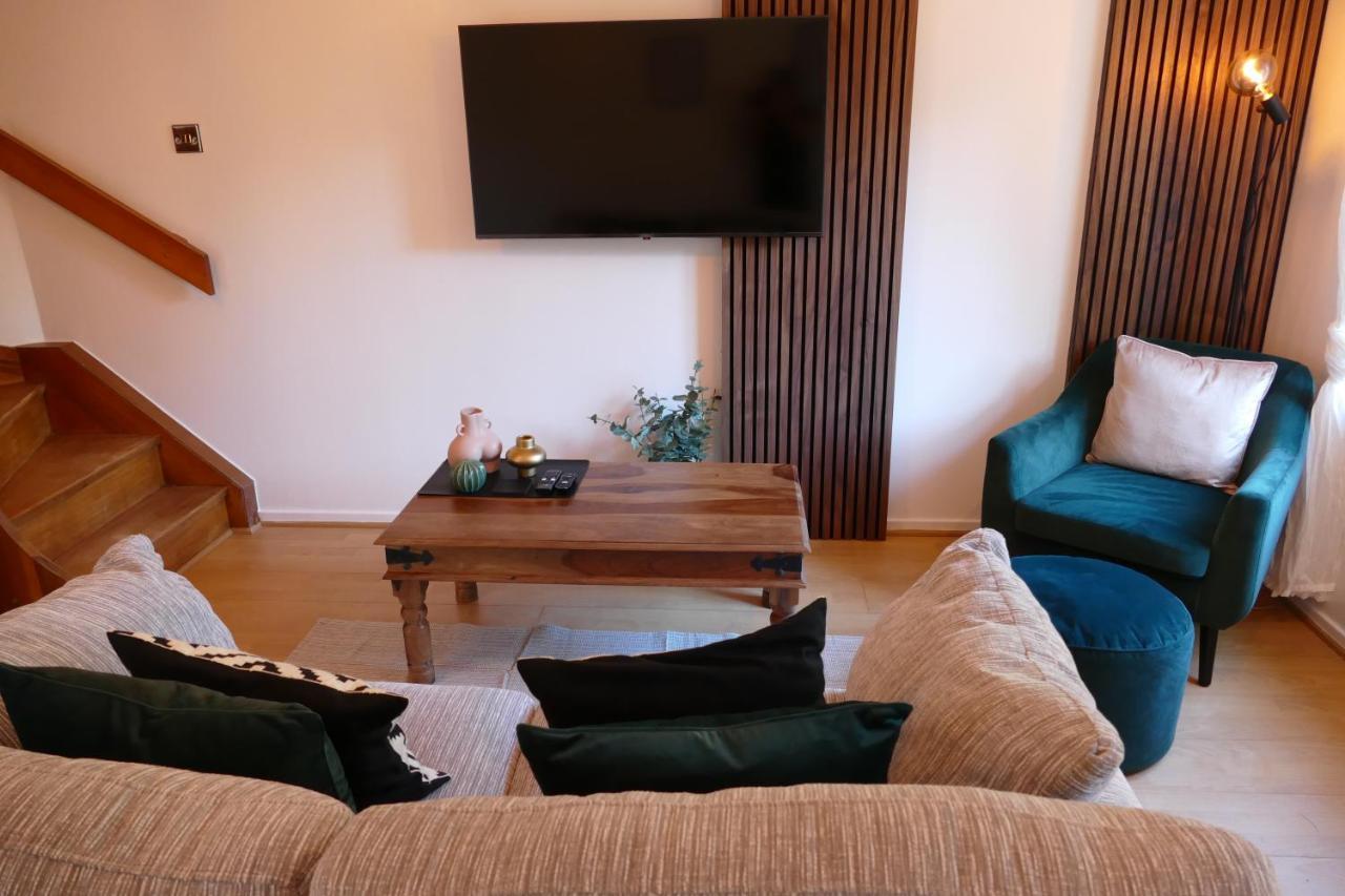 Home In Longwell Green Warmley Zewnętrze zdjęcie